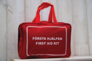 Boka L-ABC eller Samaritutbildning före 15 september - få en Första hjälpen - väska på köpet (värde 395 kr) Bokar ni en L-ABC eller en Samaritutbildning för era medarbetare före den 15 september får
