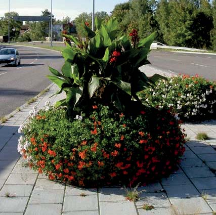 Planteringsurnor Planteringsurnor placeras i