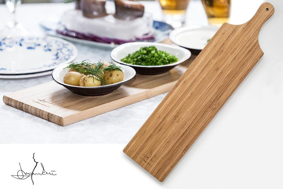 En elegant delikatess och charkuteribräda i miljövänligt odlad bambu.