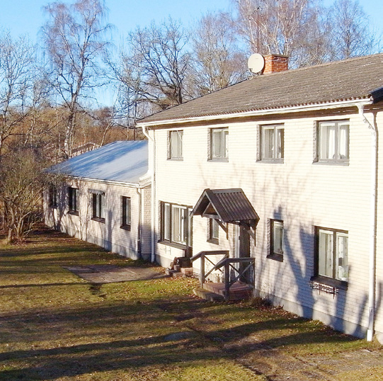LÖTTORP Villa - 15 rum och kök - 393 m² - Löttorpsvägen 70, Löttorp UTGÅNGSPRIS: 2 490