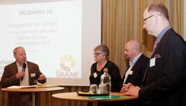 Konferens - integration för tillväxt Inom ramen för arbetet med integra on för llväxt bjöd Region Skåne och Herbert Felix-ins tutet in ll en konferens kring integra on och ekonomisk utveckling.