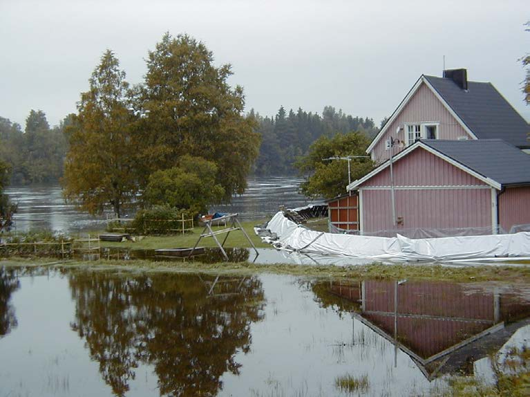 - P16.3 Stadsbyggnadsnämnden ska förvalta sitt innehav av tätortsnära skog på ett sätt som minskar skogens brandbenägenhet. S17 Kommunala vattentäkter ska klara klimatförändringarna. - P17.