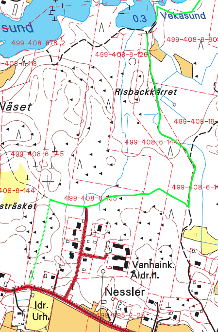 5 3.1. Jungsund sportplan Vekasund Starten för leden har planerats till sportplanen i Jungsund. Här finns en stor parkering, dessutom passerar även skidspåret nära.