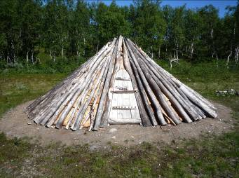 Arjeplogs kommun Motiv till urval Området vid Junkarälven är ett bra exempel på en miljö med de lämningar som förekommer i länets fjällområden.