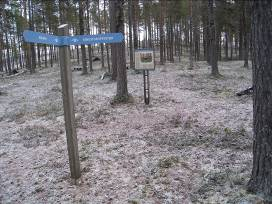 Arjeplogs kommun Motiv till urval Inom detta lättillgängliga och lättöverskådliga område mellan sjöarna Rackträsk och Dellávrre (Dellaure) kan man, genom härdarnas placering, få en god bild av hur