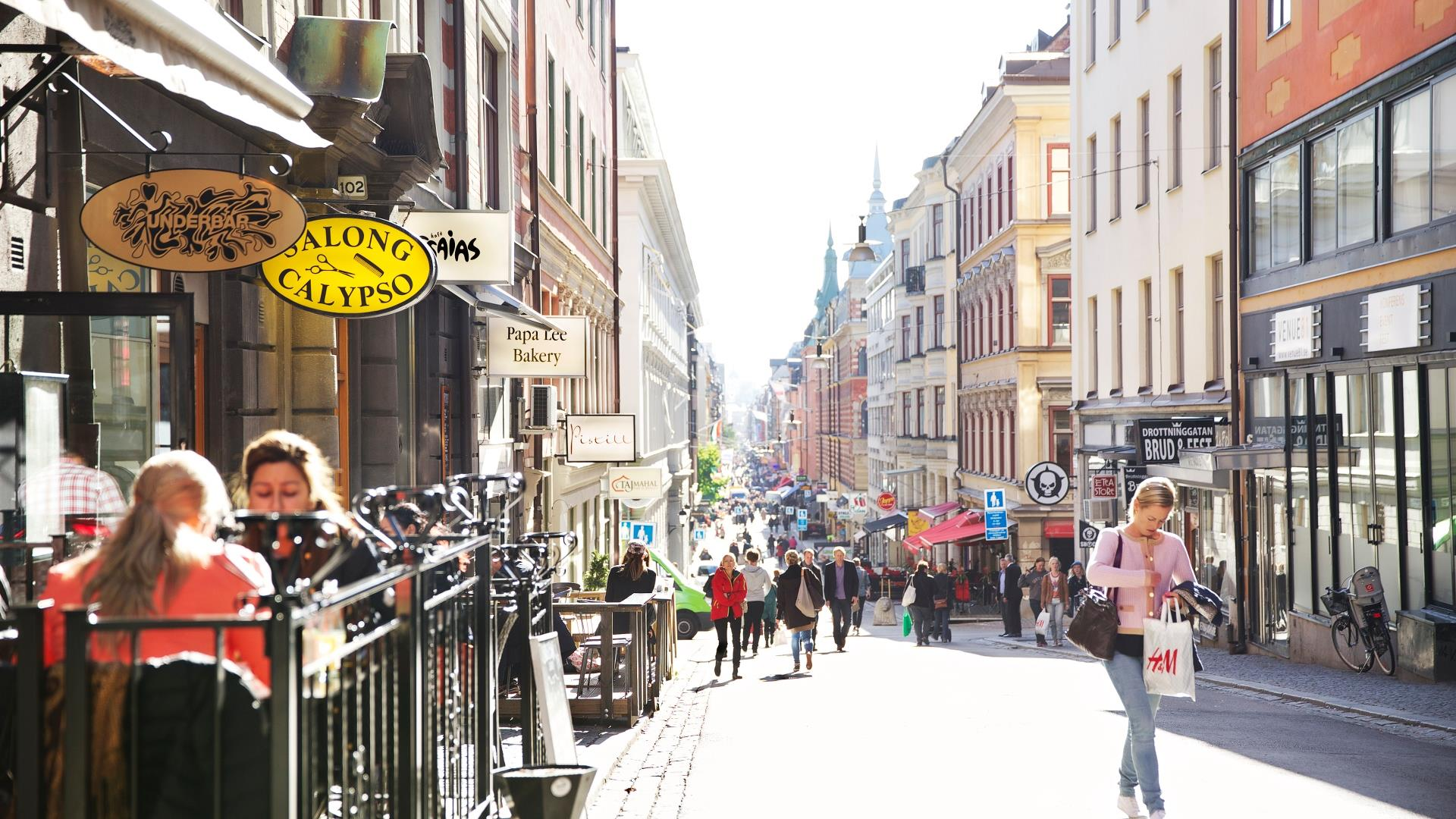 HÖG EFTERFRÅGAN OCH HYRESTILLVÄXT Stockholms starka tillväxt och företags omflyttning till kvalitet