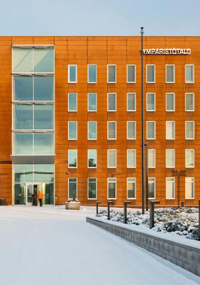 Uleåborgs Lokalcenter Ägande och utvecklande av det offentliga servicebyggnadsbeståndet Administrerar byggnadsförmögenheten Leder fastighetsunderhållsverksamheten Planerar och fungerar som byggherre