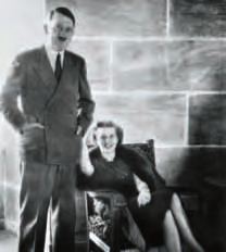 Han lät tyskarna ta den tjeckoslovakiska provinsen Sudetenland, mot att Hitler avstod från ytterligare expansion.