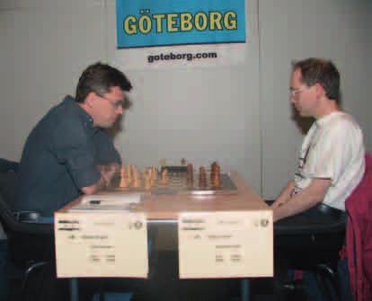 Foto: Jörgen Elfström Stellan Brynell besegrade Thomas Ernst. Ett praktiskt beslut i begynnande tidsnöd. Intressant är 29...Tfd7 30.Df3 Kf8. 30.Txd5 Dc6 31.Kh2 b6 32.