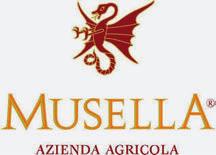 ITALIEN VENETIEN Musella AZIENDA AGRICOLA MUSELLA drivs och ägs av Emilio Pasqua tillsammans med dottern Maddalena och vinmakaren Enrico.