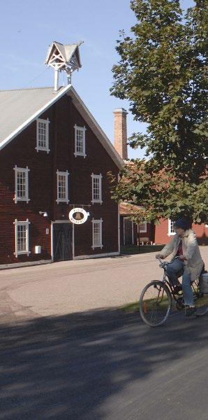 Pukebergs glasbruk Pukeberg idag Lamptillverkningen lades ner 1977 och några år senare gick Pukebergs glasbruk i konkurs.