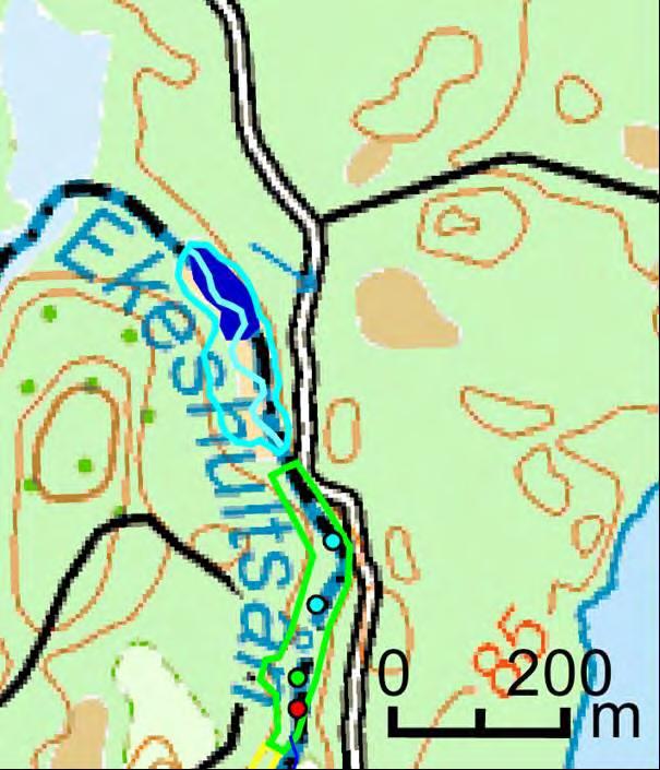 I detta område föreslås anläggning av en översvämningszon genom en kombination av schaktning och eventuell dämning i åfåran. Ån är ca 1,5 m djup längs sträckan.