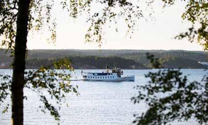 CHARMIGA UDDEVALLA - BOHUSLÄNS STÖRSTA STAD Uddevalla ligger vid Byfjorden, en vik av Skagerrak vid Bäveåns mynning och är den största orten i Bohuslän.