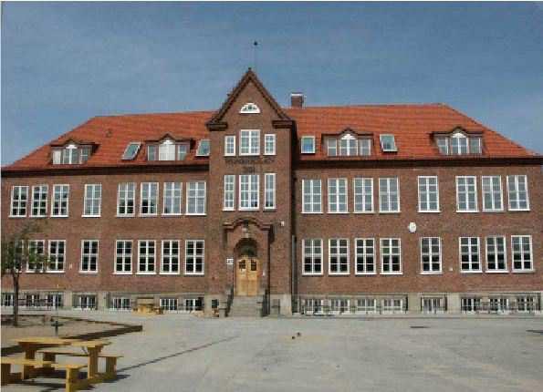 HUSIESKOLAN