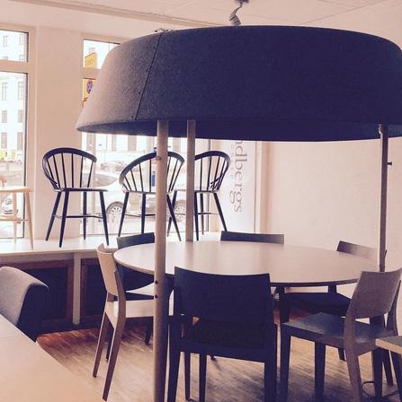 Mycket skomärken och tex stämaskin som går emot Vi vill se alternativ Bor me tak Oas, Lunbergs möbler Oas bor