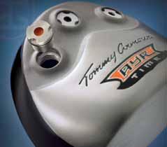 Figur 19. Tommy armour Ayrtime Taylor Made r7 460 TP Fyra vikter med differentierande massa medföljer 2 gram, 6 gram, 10 gram och 14 gram.