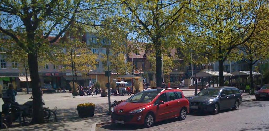 14 Trivector Traffic Sida 68 (308) 1 Garage under Stora torg Stora torg upptar en yta på 5000 kvadratmeter inklusive ytan för trappan i syd.