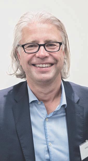 TCH-kombinationen verkar också mer toxiskt jämfört med AC följt av paklitaxel tillsammans med trastuzumab, sa Gunter von Minckwitz.