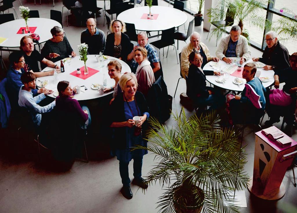 10 år med Glokl folkhögskol Fik och idéutbyte. Mrie tillsmms med delr v styrelse och persole, höste 2015.