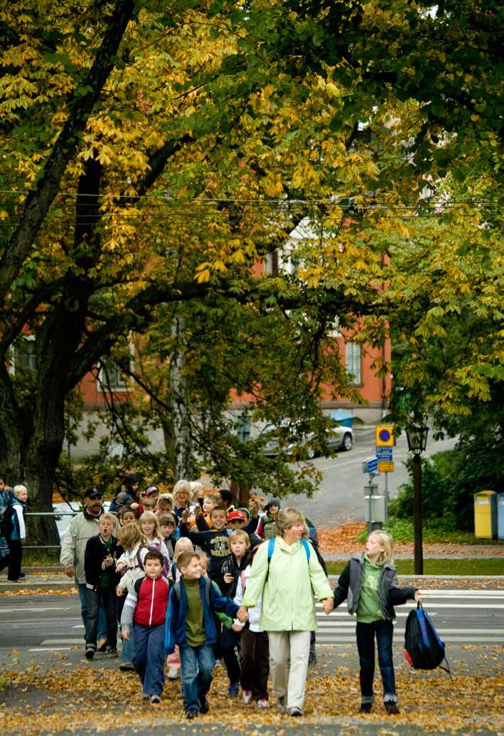 Sammanfattning Färdplan för ett fossilbränslefritt Stockholm 2050 Sammanfattning Färdplan för ett fossilbränslefritt Stockholm 2050 10 Foto: JYanan Li Detta är en kortversion av Stockholms stads