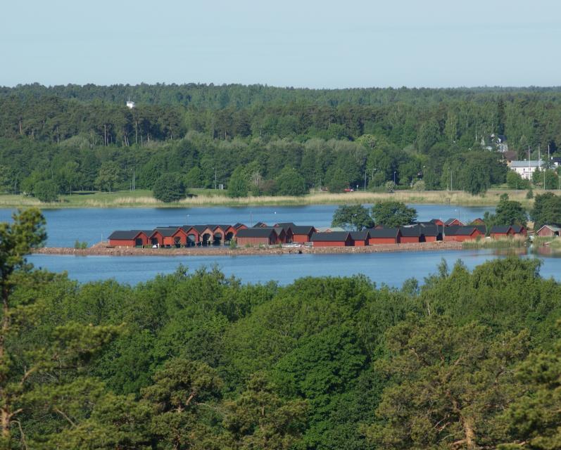 Systerbolaget Bostads Ab Solhöjden Utsikt mot Nabbens båthus Visste du att.