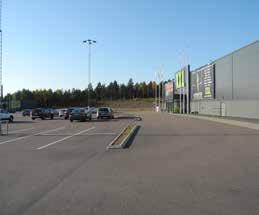 ICA som ligger i anslutning till fastigheten Säljaren 2 vill gärna utöka sin butik och det finns även önskemål om att etablera en ny Coop Forum butik inom fastigheten Handlaren 2.