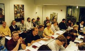 Undervisning Det teologiska arbetet och forskningen konkretiseras föreläsningsverksamheten. STI är främst en organisation för studerande och institutet verkar bland teologie studerande.