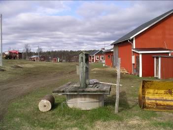 Viikusjávri (Viikusjärvi) Kort beskrivning Viikusjávri (Viikusjärvi) grundades på 1700-talet av en finsk nybyggare.