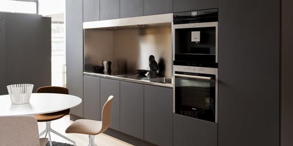 BALLINGSLÖV KÖK 173 Bästa ljudet i köket MAESTRO KITCHEN 100 SOUND SYSTEM Den bästa ljudupplevelsen är nu osynlig.