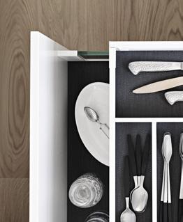 Detaljerna som gör det! Ballingslöv Design Box När du köper ett kök från Ballingslöv får du det exklusiva lådsystemet Design Box. Det har fullt utdrag och självstängningsfunktion i alla lådor.