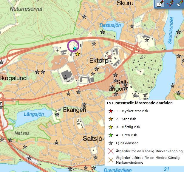 Figur 10. Potentiellt förorenade områden enligt Länsstyrelsens MIFO-kartering www.viss.lansstyrelsen.se. Aktuellt objekt (lila cirkel) är identifierad som plantskola.