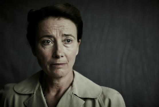 47, från 15 år EVENEMANG Debutregissören László Nemes skakande drama följer den ungerske Auschwitzfången Saul Auslander under hans fasansfulla jobb med att