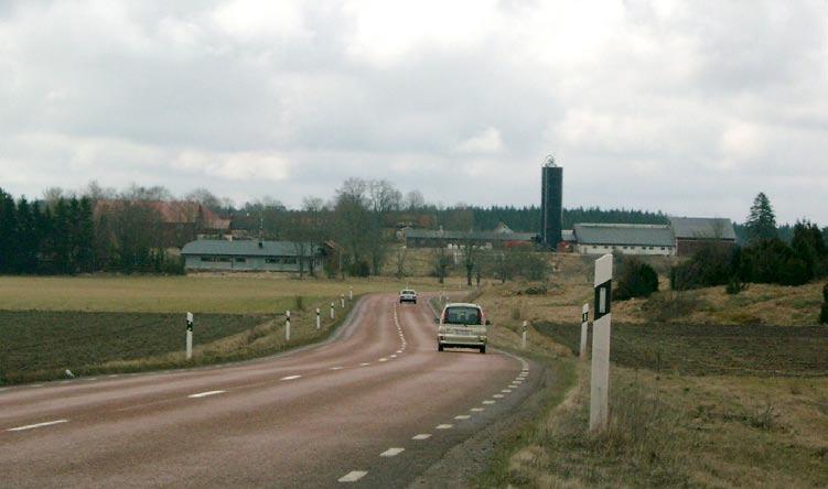 I södra delen av förstudieområdet ligger ett riksintresseområde för kulturmiljö K37 Rasbo-Funbo.