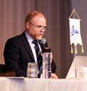 Även förvaltningsberättelsen godkändes liksom dispositionen av det lilla överskott som förvaltningen resulterat i.