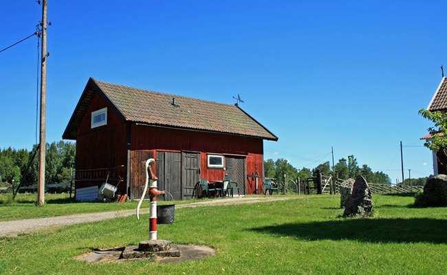 Verkstaden & vedboden. Storlek Boarea 57 m². Areauppgifter enligt taxeringsinformationen.