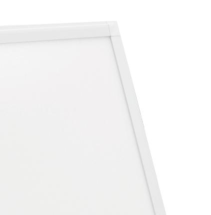 Välj mellan oplalskiva eller microprisma. (MP) Dimning. DALI (DA) Switchdim (SD) Finns i 2 storlekar.