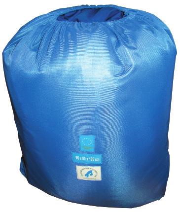 Skyddet är vattenavvisande, tvättbart i 40º och levereras i egen, skyddande säck.