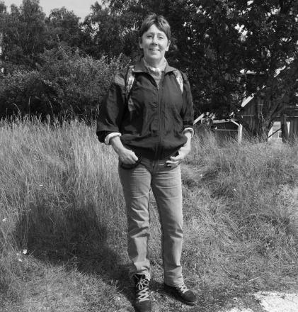 Natur- och kulturpromenader Våren 2017 Upplysningar: Marie Fernulv Mobil: 070-844 44 07 Samling i Ropsten kl. 10.15 om inget annat anges. Vissa promenader kan medföra kostnader.
