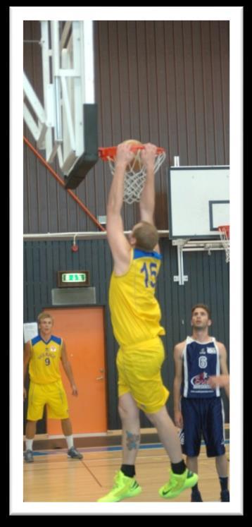 Idrottsledare (ca 18-30 år), som under 8 år varit placerad på YMCA Training