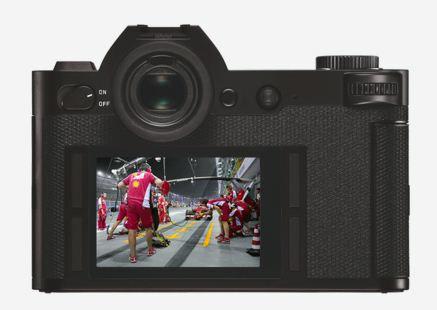 Så snart Leica SL är i videoläget, visar endast relevant information för videoinspelning, såsom säkert område, bildförhållande, zebra funktion, eller inspelningsnivån för mikrofonen på displayen.