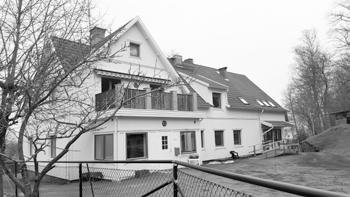 036-36 71 54 Ordförande Eva Berntsson Tel. 0393-140 75 eva.berntsson@tabergsmissionskyrka.se Från ungdomsledarens horisont Efter en lång tid av mörker kommer nu våren med ljuset.