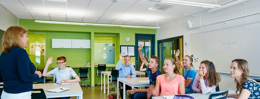 Perfekta klassrum med unika Ecophonsystem Ecophon Master + Extra Bass med Ecophon Akusto Wall och Ecophon Master Rigid + Extra Bass med Akusto Wall är utformade för att skapa den bästa