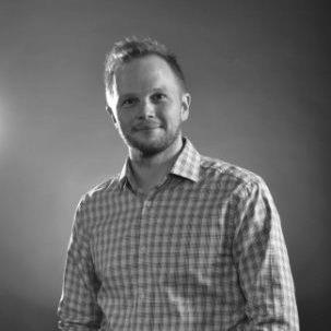 Kandidatbeskrivningar Håkan Nordling, kandiderar till styrelsemedlem Håkan kandiderar till styrelsen för DF Västra för att få möjligheten att vara med och göra DF till ett ännu attraktivare