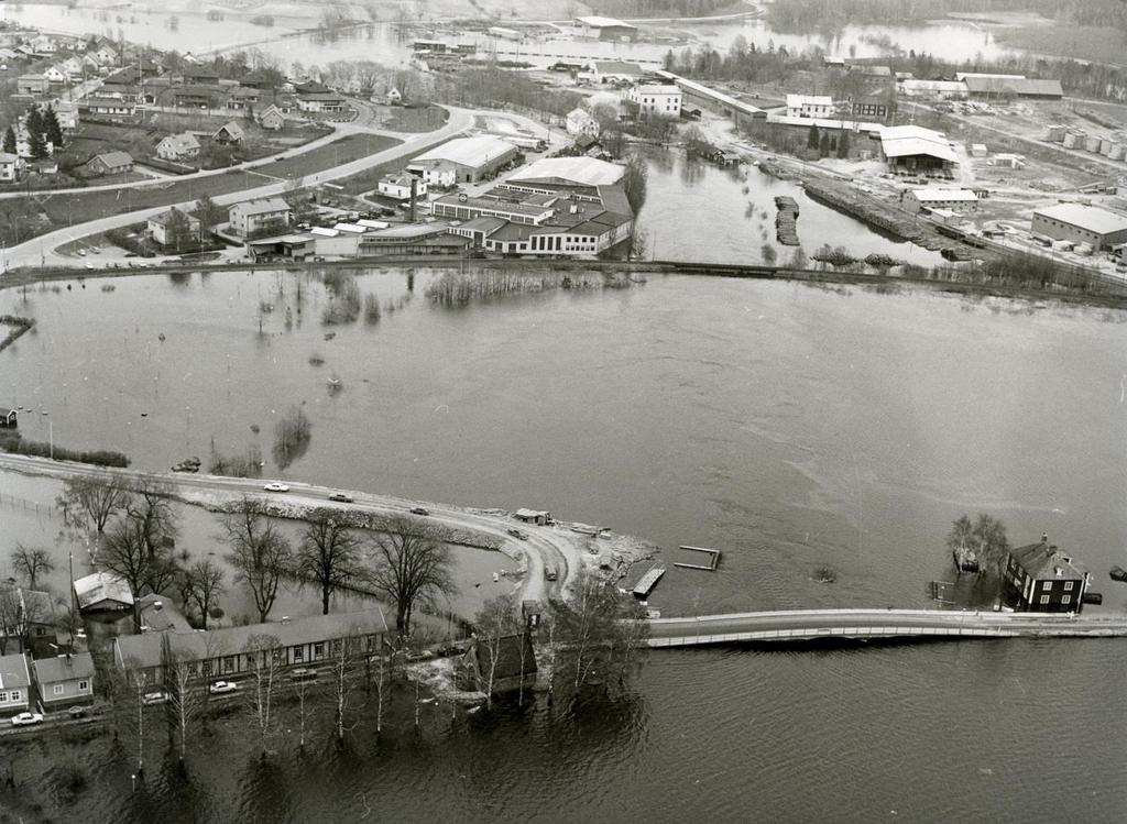 2. Betydande översvämningsrisk i Lindesberg I steg 1 i översvämningsförordningen identifierades Lindesberg som ett av landets 18 områden med betydande översvämningsrisk.