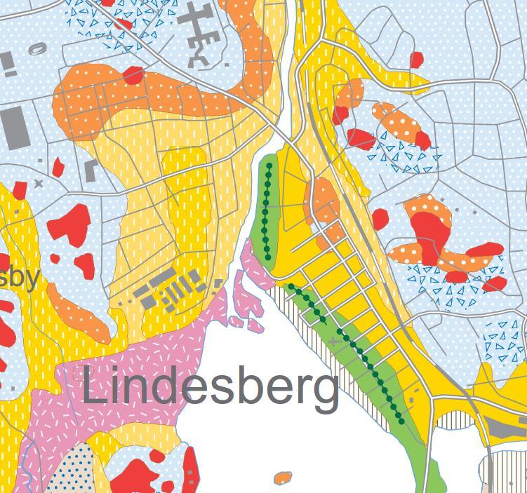 2 Geologisk information I Figur 3 presenteras en jordartskarta för området. Denna visar på områden med berg, sandig morän och silt kring Kyrkberget.