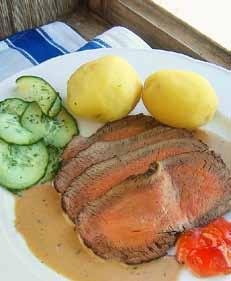 KÖTT & CHARK Biff färsk svensk ca 4,5 kg, skinnad Best.nr. 1050, Lev.art.nr. 422233. 169 00 Fransyska färsk svensk ca 5 kg Best.nr. 1067, Lev.art.nr. 423663.