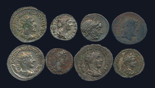 1/1+-1+/01 samt putsad pollett Jäders Bruk (1828). 400 1150 Lot något bättre årtal med bl a 1 kr 1879 (3) och 1942 ÅUB (3) samt några sedlar bl a 10 kr 1916.