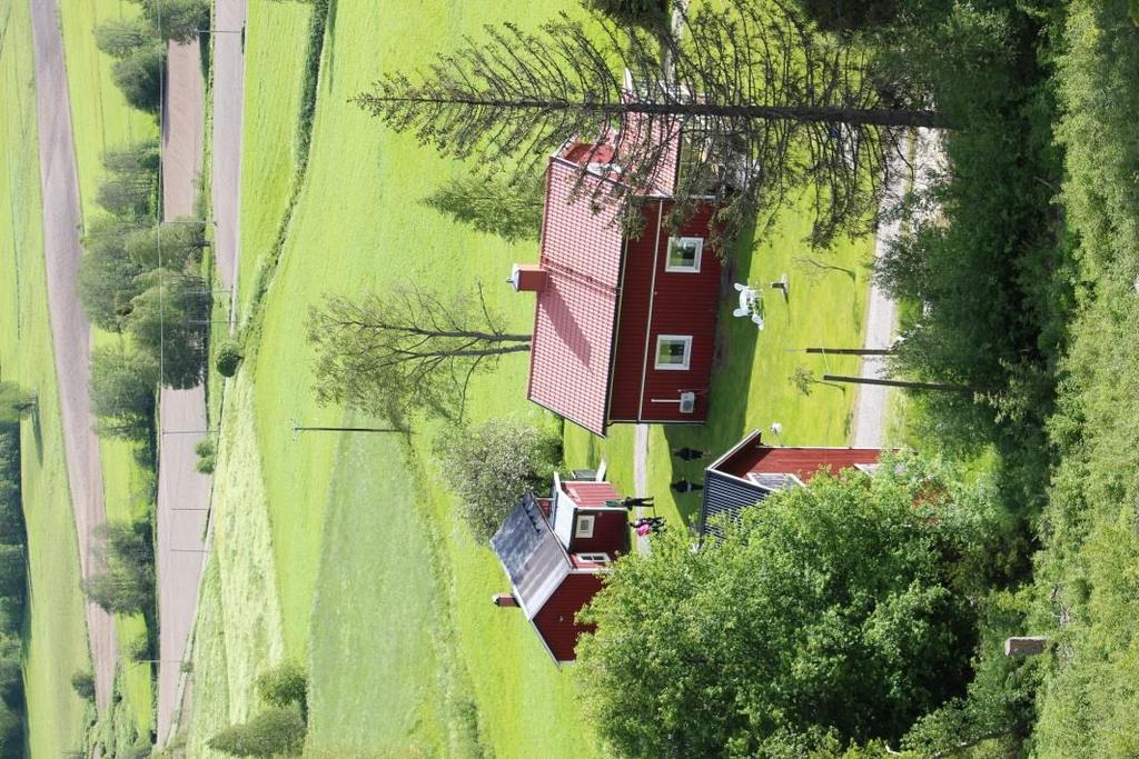 Städning!!! Hyra av stuga förutsätter att varje gäst städar ut efter sig. Vi hoppas därför att Ni städar noggrant innan avfärd.