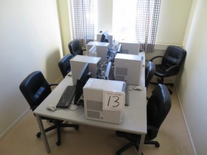 3st skrivbord, 6st stolar, 6st