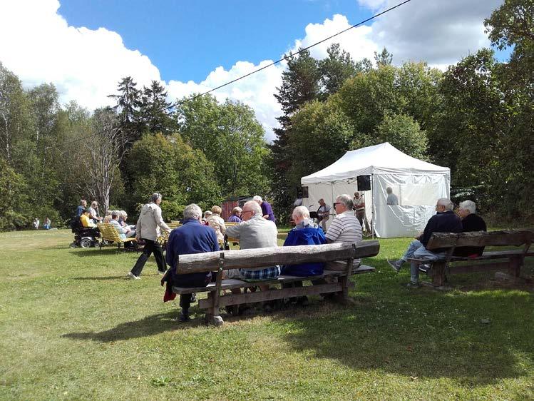 MUSIK Torsdag 15, 29 juni, 13, 27 juli, 10 augusti klockan 14-16 Välkomna till Naturstugan!